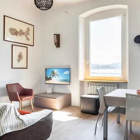 Apartment Guesthost - Marola Vista Mare *