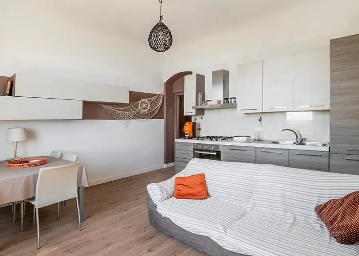 Lejlighed Guesthost - Now! Marola Seaview Flat *